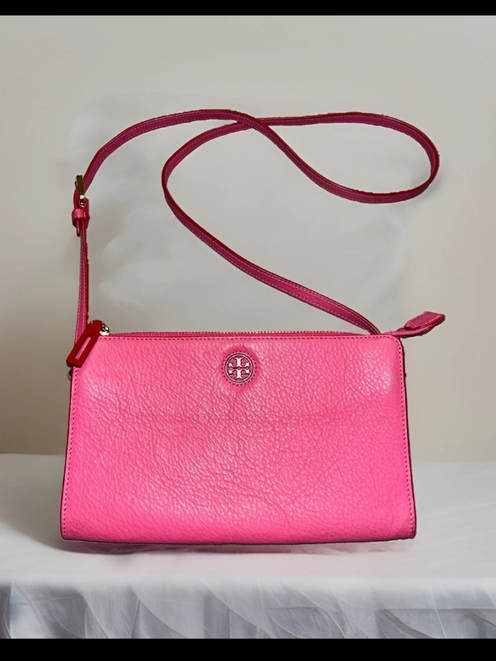 Tory Burch Mercer Fuchsia Pink Pebble Leather Zip Top Wallet Crossbody Bag